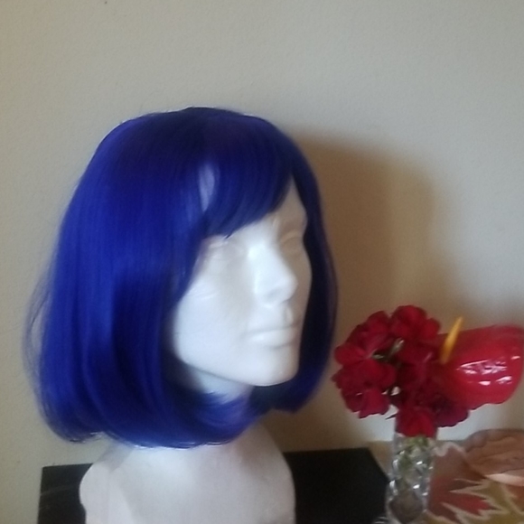 Sold out - Picture 2 of 4